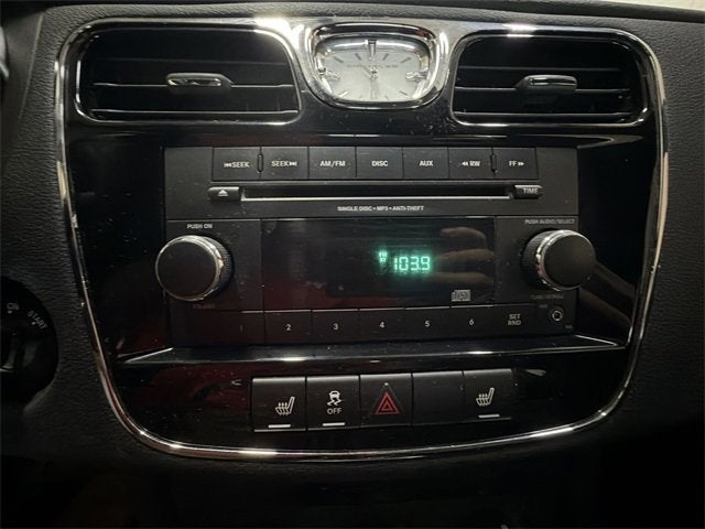 2012 Chrysler 200 LX