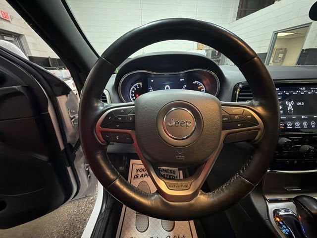 2021 Jeep Grand Cherokee Laredo X 4x4