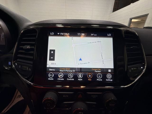2021 Jeep Grand Cherokee Laredo X 4x4