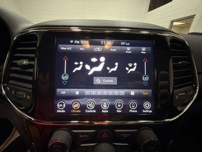 2021 Jeep Grand Cherokee Laredo X 4x4
