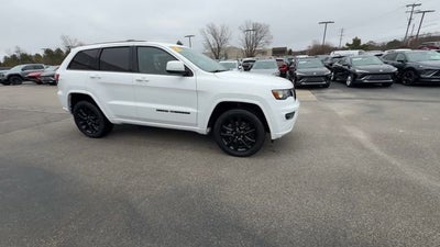 2021 Jeep Grand Cherokee Laredo X 4x4