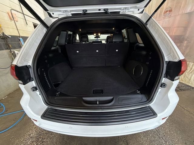 2021 Jeep Grand Cherokee Laredo X 4x4