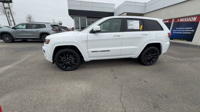 2021 Jeep Grand Cherokee Laredo X 4x4