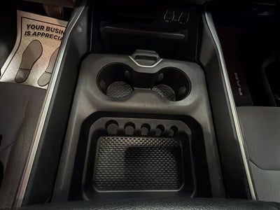 2021 RAM 1500 Big Horn Crew Cab 4x4 5'7" Box