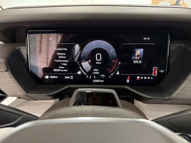 2024 GMC Acadia Denali