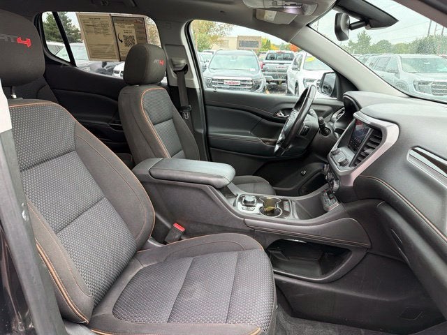 2020 GMC Acadia AT4