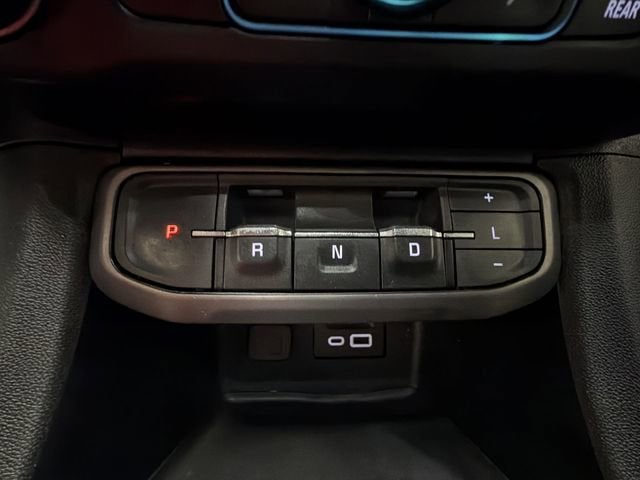 2022 GMC Acadia AT4