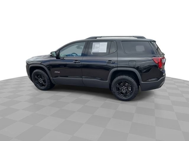 2023 GMC Acadia AT4