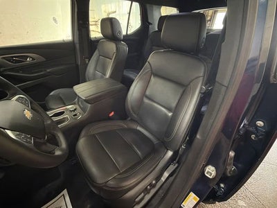 2022 Chevrolet Traverse LT Leather