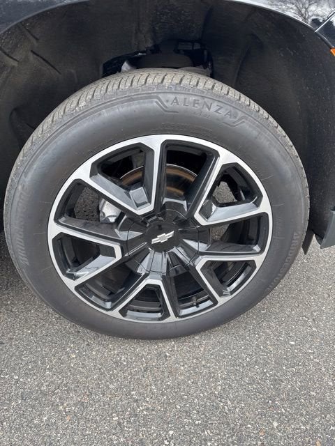 2022 Chevrolet Suburban RST