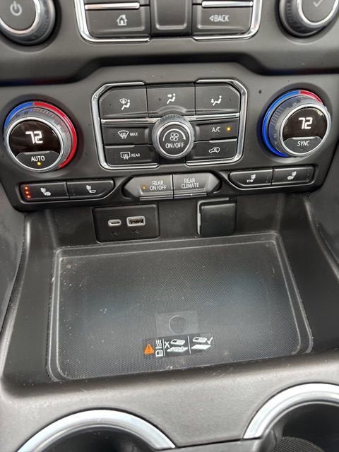 2022 Chevrolet Suburban RST