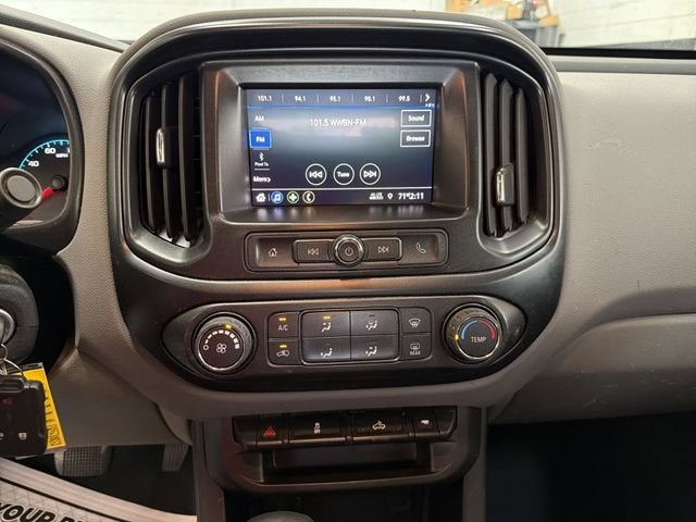 2022 GMC Canyon Elevation Standard