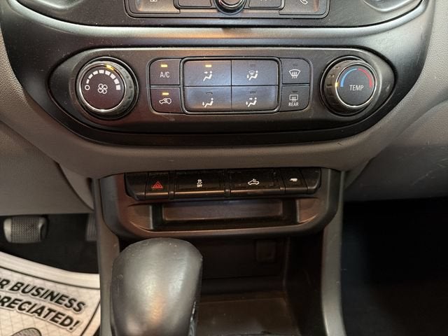 2022 GMC Canyon Elevation Standard