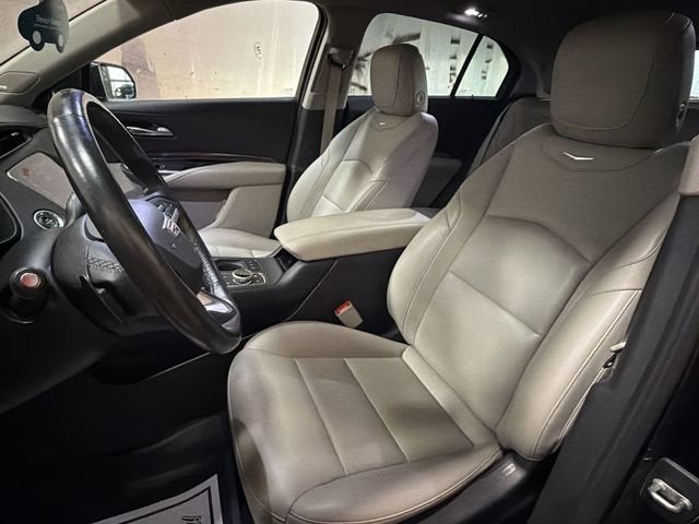 2021 Cadillac XT4 AWD Luxury