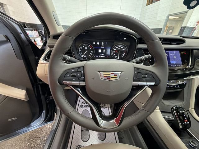 2025 Cadillac XT6 Premium Luxury