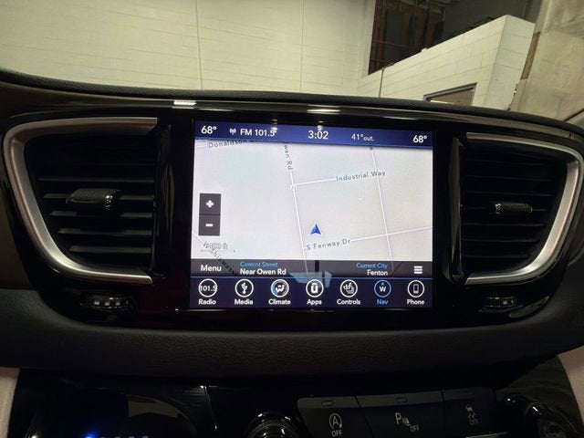 2018 Chrysler Pacifica Touring L Plus