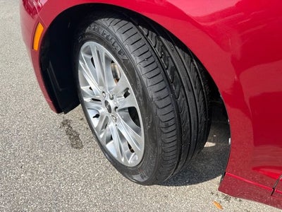 2013 Lincoln MKZ Base