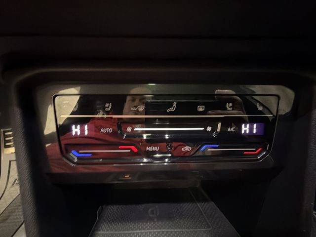 2022 Volkswagen Tiguan 2.0T SEL R-Line