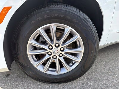 2024 Buick Enclave Essence