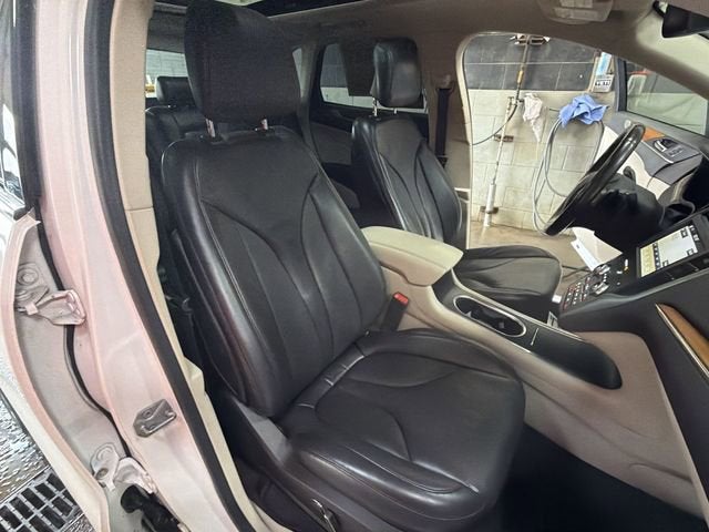 2019 Lincoln MKC Select