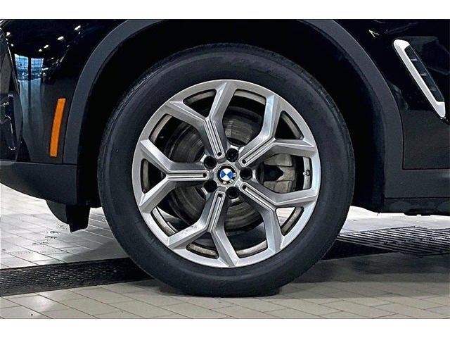 2023 BMW X4 xDrive30i