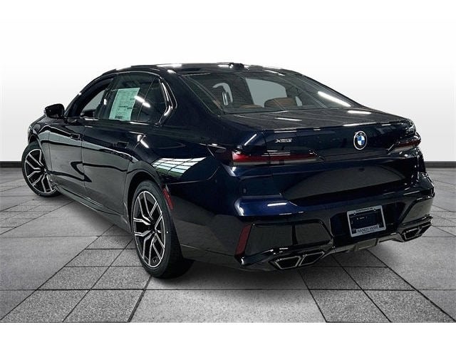2025 BMW 7 Series 760i xDrive M Sport Professional