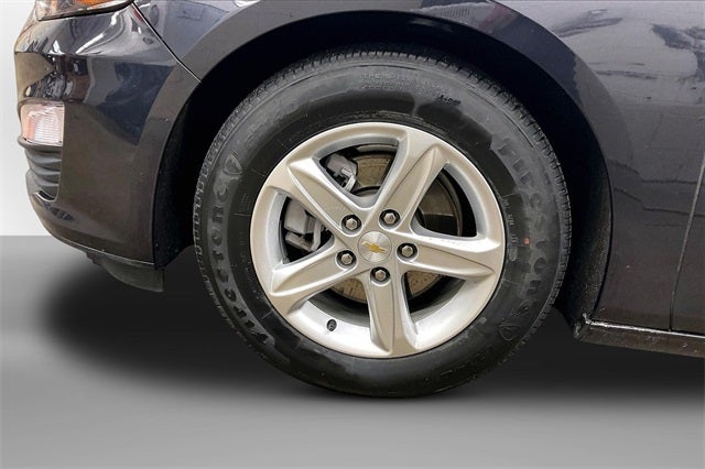 2022 Chevrolet Malibu LS 1FL