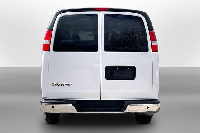 2023 Chevrolet Express 3500 LT Passenger