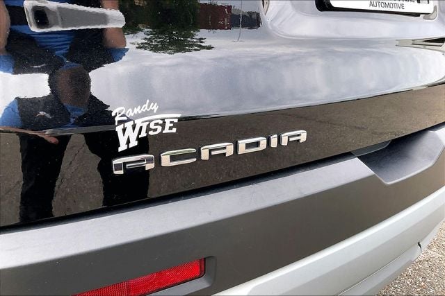 2023 GMC Acadia SLE
