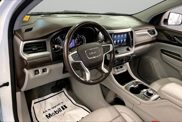 2021 GMC Acadia SLT