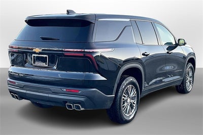 2024 Chevrolet Traverse LS