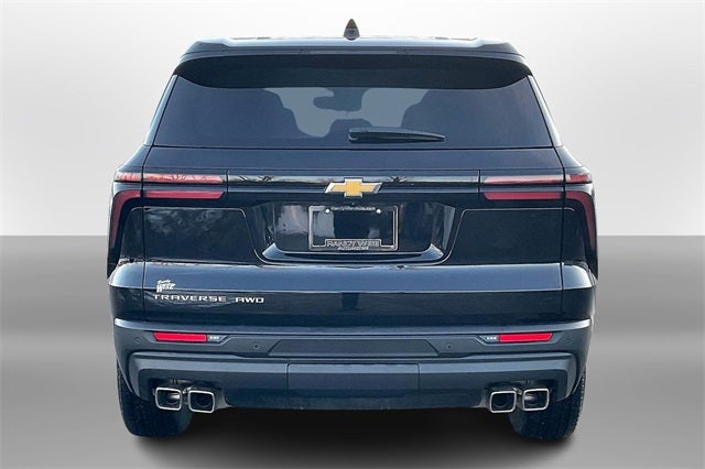 2024 Chevrolet Traverse LS