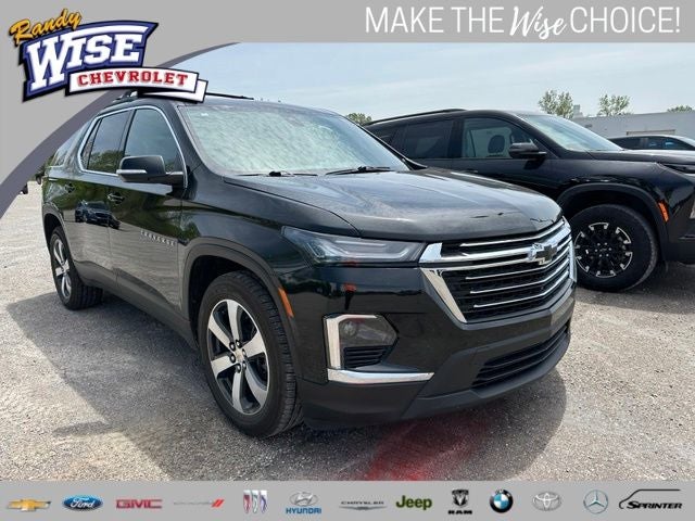 2023 Chevrolet Traverse LT Leather