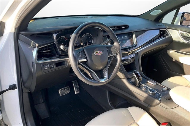 2022 Cadillac XT6 Sport