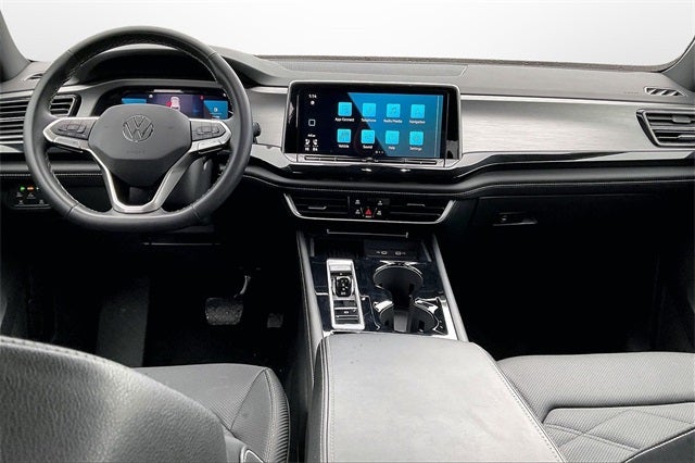 2025 Volkswagen Atlas Cross Sport 2.0T SE w/Technology