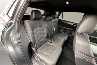 2025 Volkswagen Atlas Cross Sport 2.0T SE w/Technology