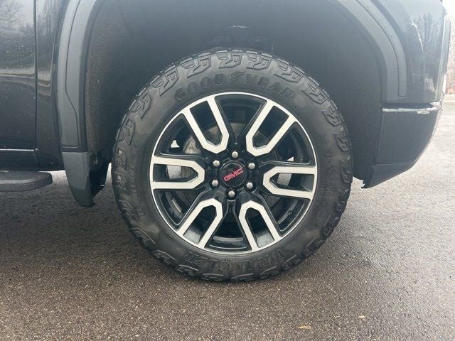 2022 GMC Sierra Limited AT4