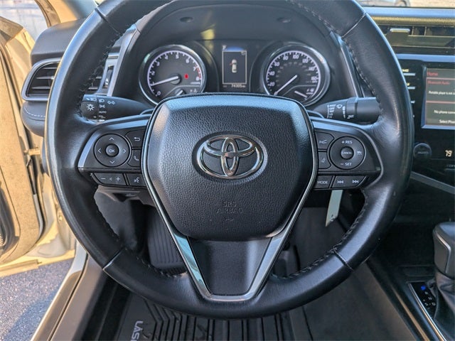 2019 Toyota CAMRY SE