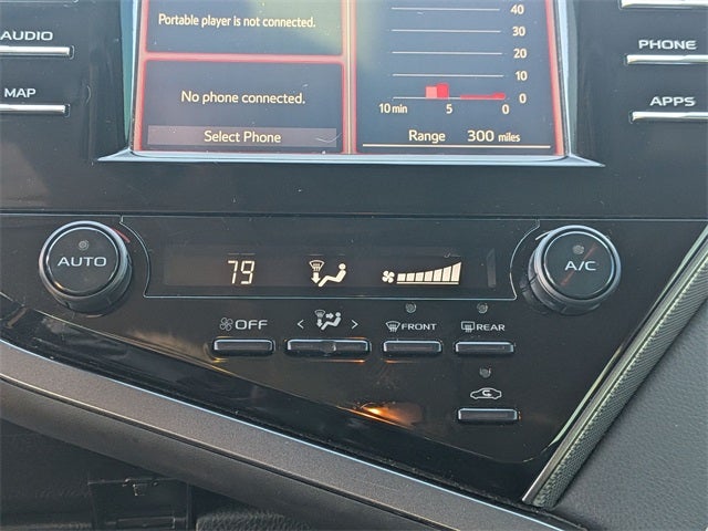 2019 Toyota CAMRY SE