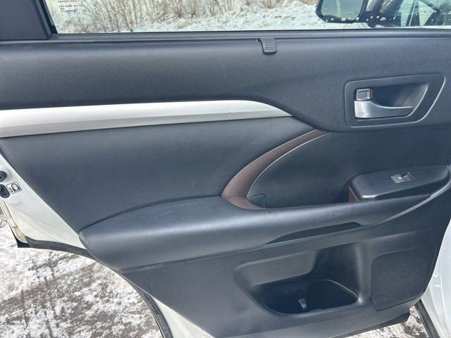 2018 Toyota HIGHLANDER XLE