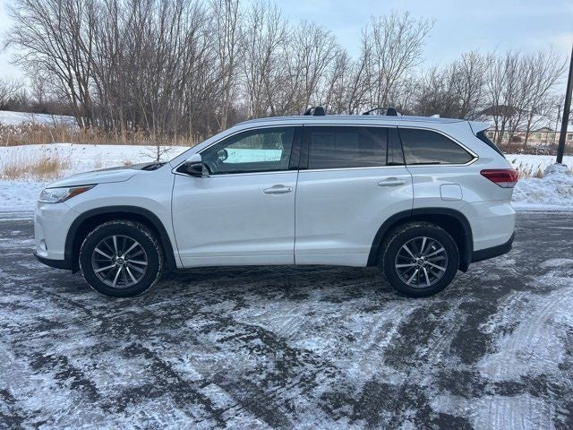 2018 Toyota HIGHLANDER XLE