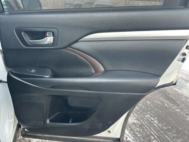 2018 Toyota HIGHLANDER XLE