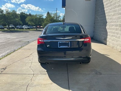 2011 Chrysler 200 Limited