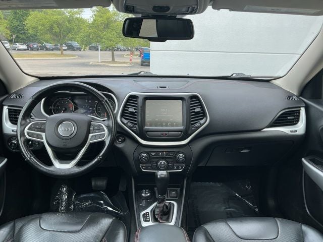 Used 2017 Jeep Cherokee L Plus with VIN 1C4PJMBS2HW581608 for sale in Flint, MI