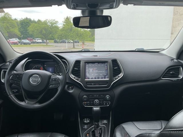 Used 2019 Jeep Cherokee Trailhawk Elite with VIN 1C4PJMBX0KD274307 for sale in Flint, MI