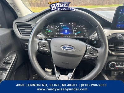 2022 Ford Escape Hybrid SE