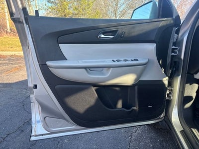 2007 GMC Acadia SLT-1 8 Passenger