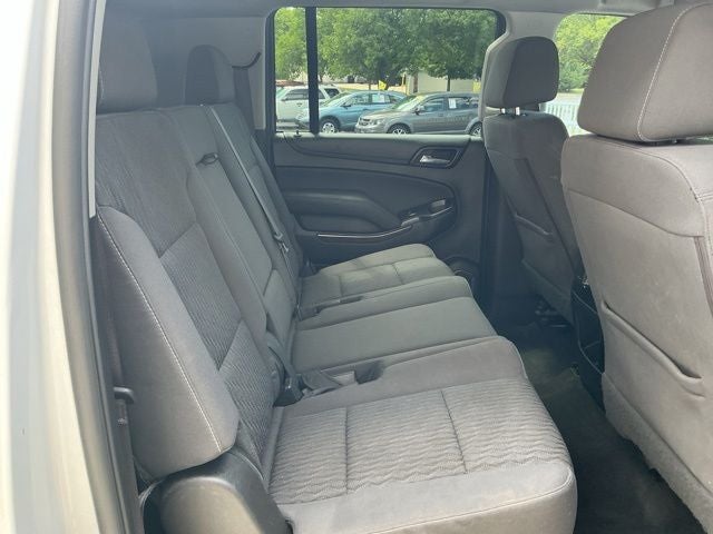 2017 Chevrolet Suburban LS