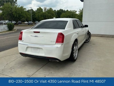2019 Chrysler 300 Touring