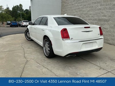 2019 Chrysler 300 Touring